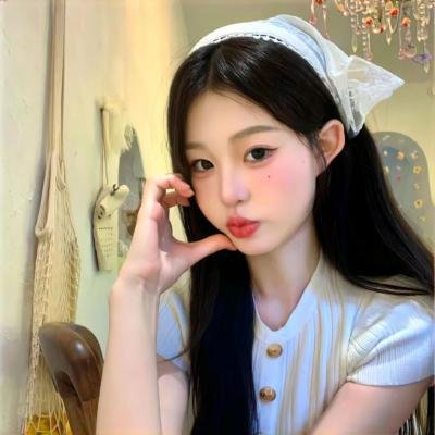 终将散去的尾迹云